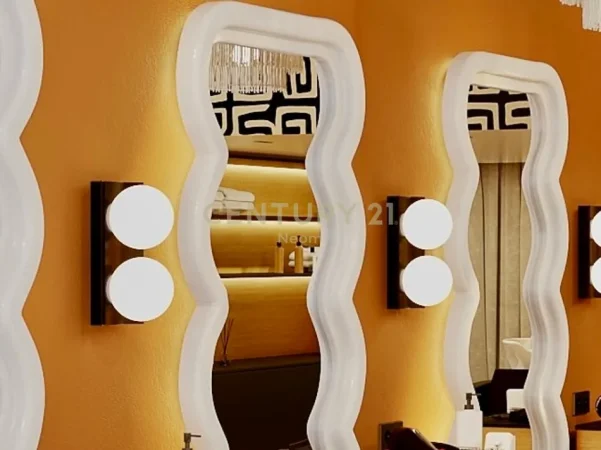 Tirane, shitet ambjent biznesi Kati 0, 65 m² 145.000 € (globe)