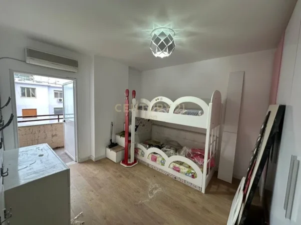 Durres, shitet apartament 2+1 Kati 3, 110 m² 