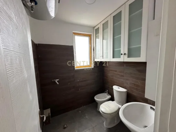 Durres, shitet apartament 2+1 Kati 3, 110 m² 