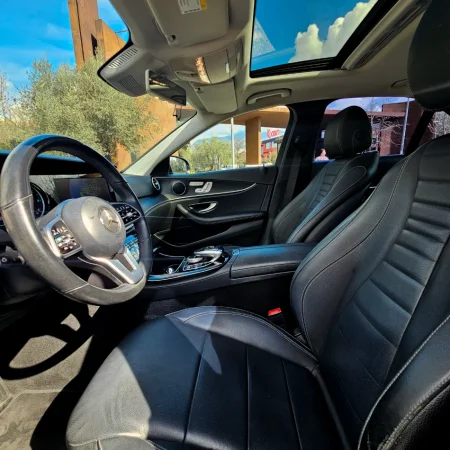 Tirane, shitet makine Mercedes-Benz Nafte, e zeze automatik Klima 208.000 km 18.900 €