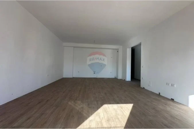 Tirane, shitet apartament , 113 m² 217.000 € 