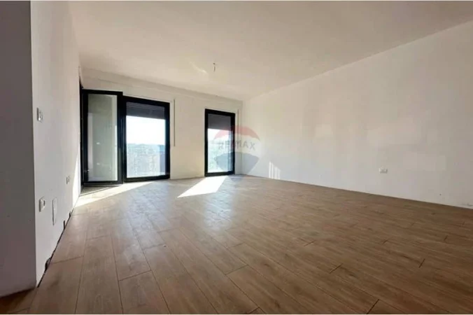 Tirane, shitet apartament , 113 m² 217.000 € 
