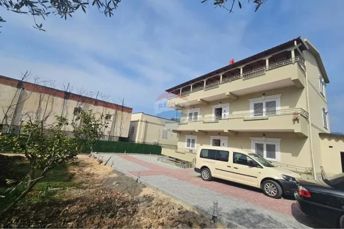 Tirane, shitet Vile , 720 m² (Kodra e Priftit)