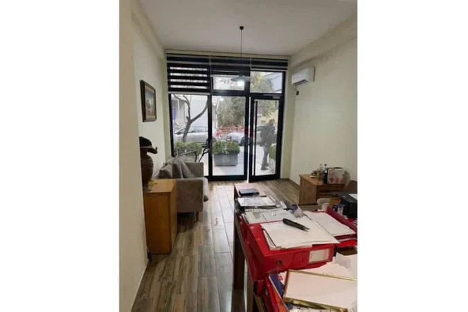 Tirane, shitet zyre , 33 m² 90.000 € (Rruga Rrapo Hekali, Tiranë)