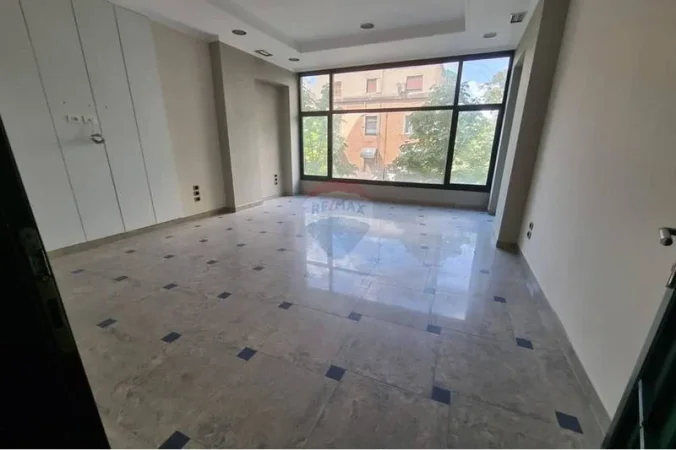 Tirane, shitet dyqan , 385 m² 1.500.000 € (LSI - Rruga Sami Frashëri, Tiranë)