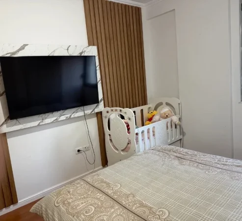Tirane, jepet me qera apartament 2+1 Kati 5, 94 m² 750 € (Liqeni i Thate)
