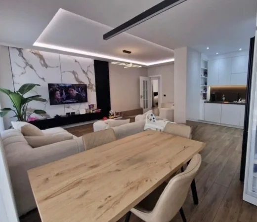 Tirane, jepet me qera apartament 3+1 , 140 m² 1.200 € 