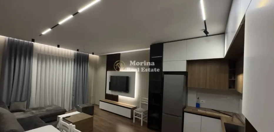 Tirane, jepet me qera apartament 2+1 Kati 3, 98 m² 550 € (Paskuqan)
