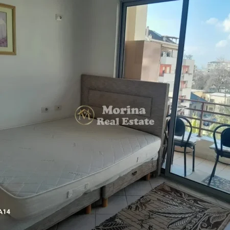 Tirane, jepet me qera apartament 1+1 Kati 4, 60 m² 300 € (Fresku)