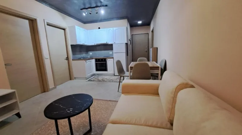 Tirane, jepet me qera apartament 2+1 Kati 5, 76 m² 650 € (Hysen deliu)