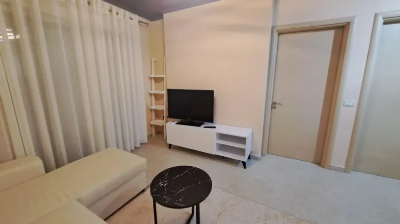 Tirane, jepet me qera apartament 2+1 Kati 5, 76 m² 650 € (Hysen deliu)