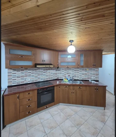 Tirane, jepet me qera apartament 1+1 Kati 11, 70 m² 400 € (DON BOSKO)