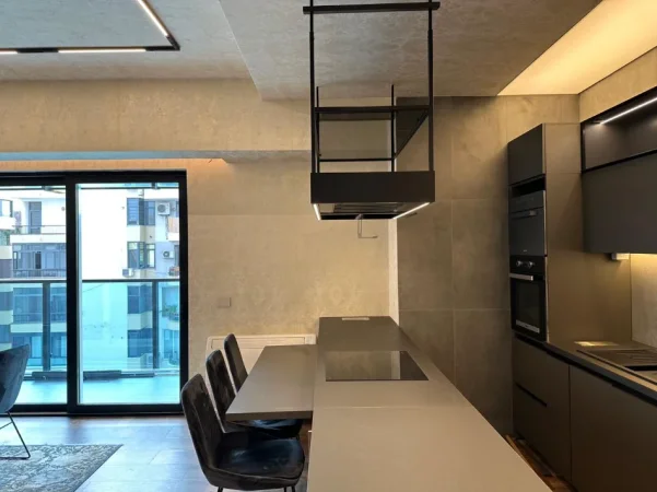 Tirane, shitet apartament 2+1+Ballkon Kati 8, 142 m² (Ambassador 3)