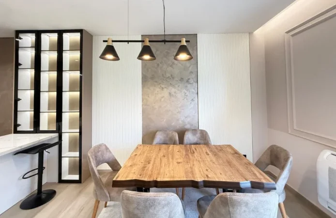 Tirane, jepet me qera apartament 2+1 Kati 2, 130 m² 1.600 € (REZIDENCA SOFIA)