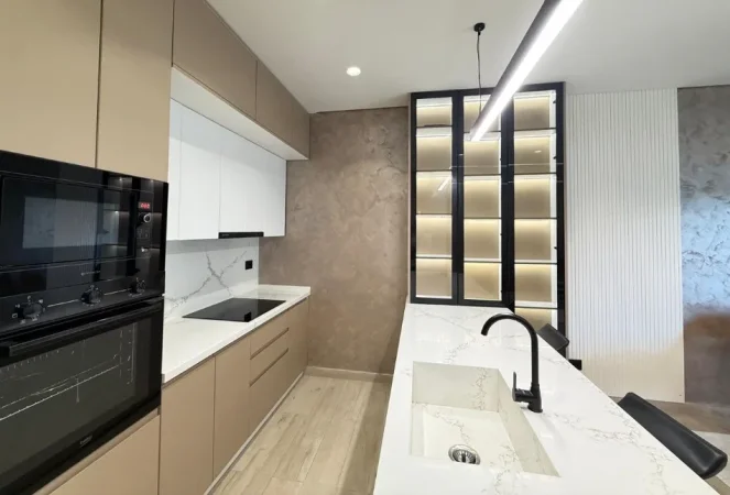 Tirane, jepet me qera apartament 2+1 Kati 2, 130 m² 1.600 € (REZIDENCA SOFIA)