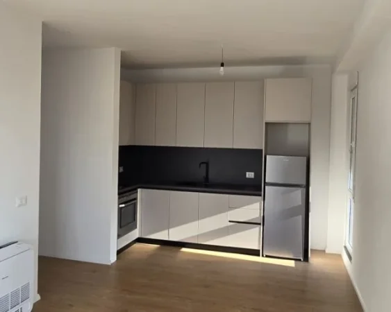 Tirane, jepet me qera apartament 2+1 Kati 4, 98 m² 700 € (rruga don bosko)