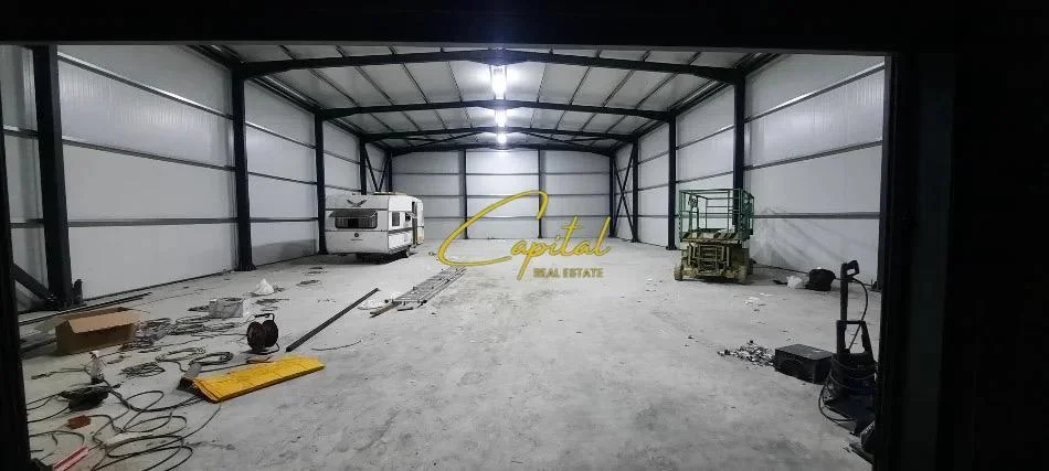 Tirane, jepet me qera magazine Kati 0, 650 m² 2.000 € (TUFINE)