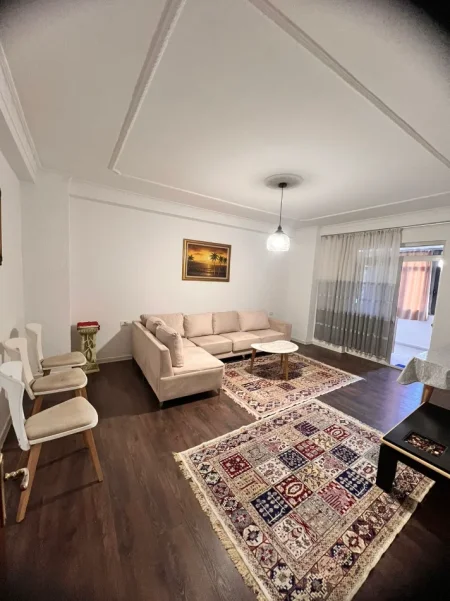 Tirane, jepet me qera apartament 2+1 Kati 2, 90 m² 600 € (Don Bosko)