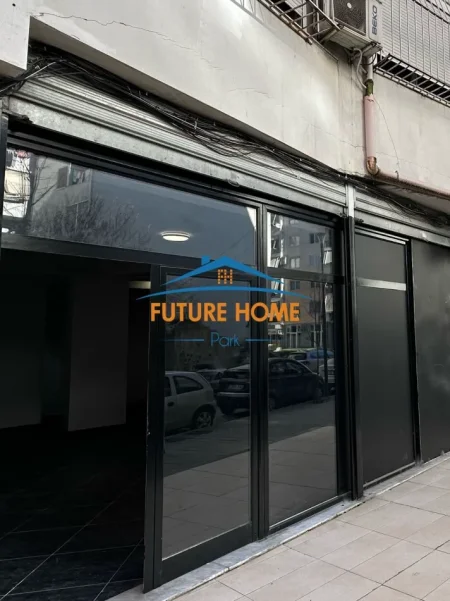 Tirane, shitet ambjent biznesi Kati 0, 80 m² 215.000 €