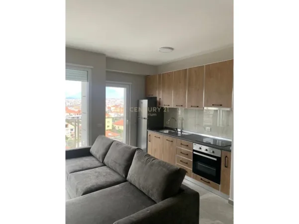 Tirane, jepet me qera apartament 2+1 Kati 6, 98 m² 650 € (don bosko)