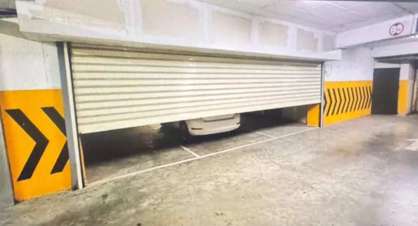 Tirane, shitet garazh | post parkimi Kati -1, 45 m² 69.000 € 