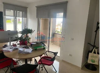Tirane, jepet me qera zyre Kati 6, 106 m² 1.100 € (Myslym Shyri)