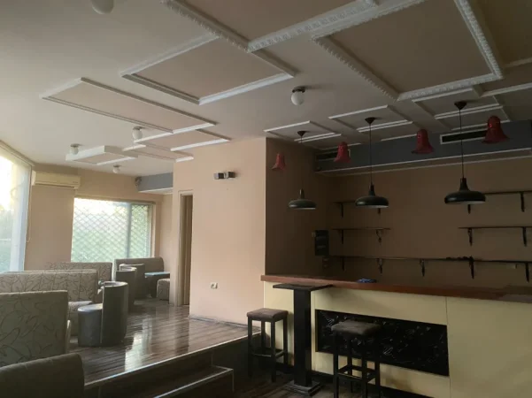 Tirane, shitet ambjent biznesi Kati 0, 66 m² 145.000 €
