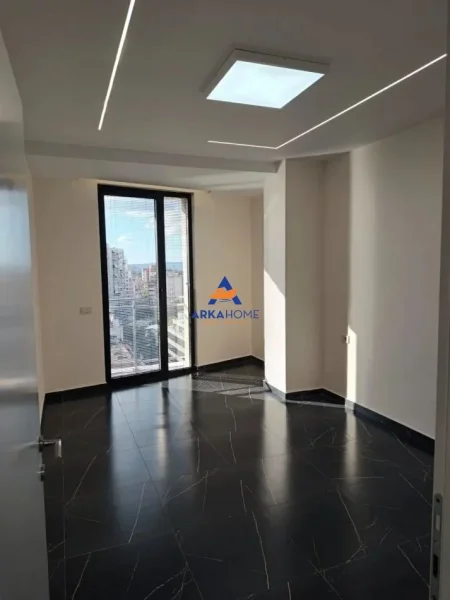 Tirane, jepet me qera ambjent biznesi Kati 6, 75 m² 580 € 