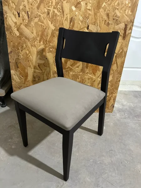 Tirane, shes SHES KARRIGE 34 COPE 29 €