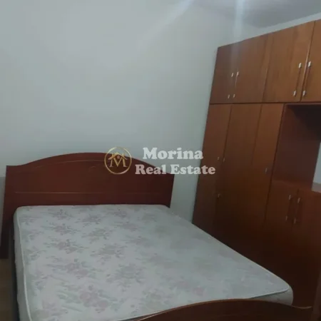 Tirane, jepet me qera Vile 1+1 Kati 1, 60 m² 400 € (Astir)