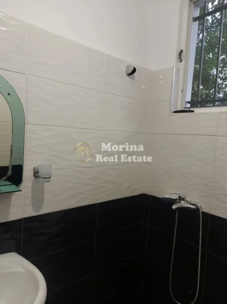 Tirane, jepet me qera Vile 1+1 Kati 1, 60 m² 400 € (Astir)