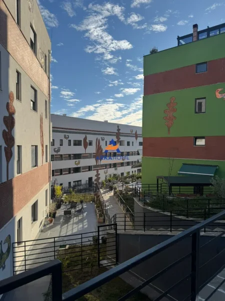 Tirane, jepet me qera apartament 1+1+Ballkon Kati 3, 62 m² 620 € 