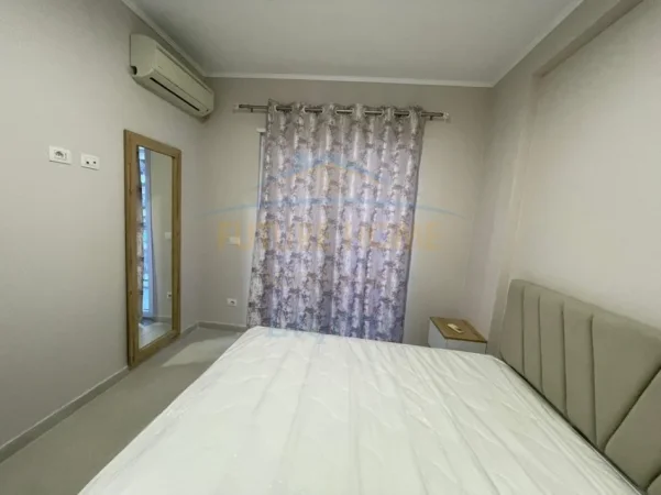 Tirane, jepet me qera apartament 1+1 Kati 5, 51 m² 430 € (Univers City , QTU)