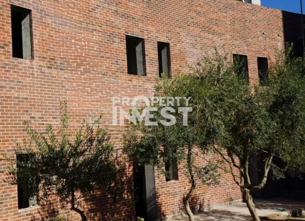 Tirane, shitet apartament duplex 3+1 Kati 1, 189 m² 300.000 € (Kodra e Diellit)