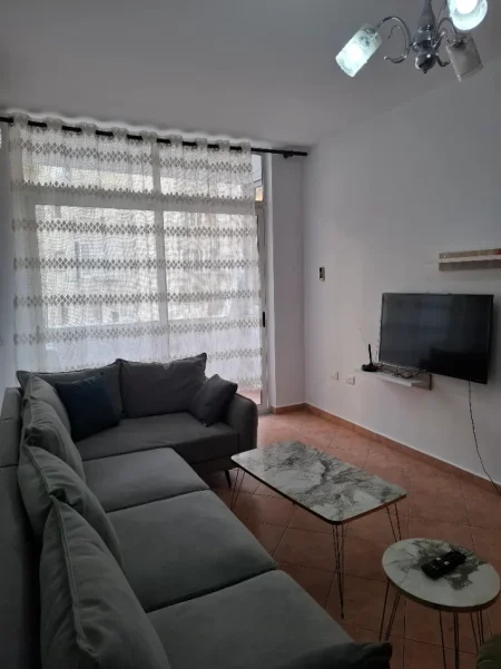 Shqiperi, jepet me qera apartament 2+1+Ballkon Kati 3, 90 m² 65.000 € 