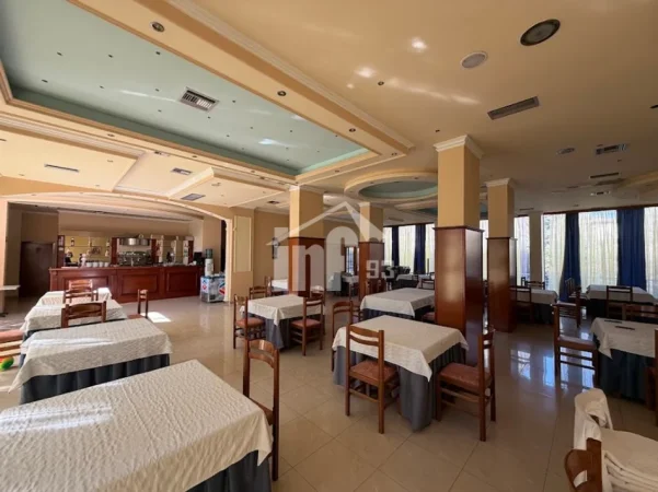 Durres, shitet hotel , 1.260 m² 1.300.000 € (NË PLAZHIN E DURRËSIT)