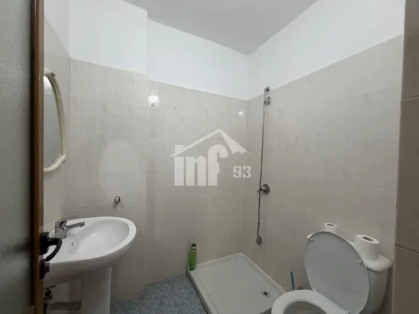 Durres, shitet hotel , 1.260 m² 1.300.000 € (NË PLAZHIN E DURRËSIT)