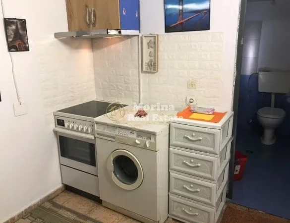 Tirane, jepet me qera garsonier Kati 1, 40 m² 380 € (21 Dhjetori)