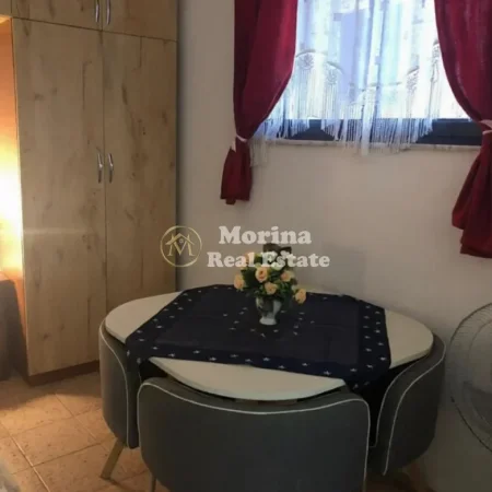 Tirane, jepet me qera garsonier Kati 1, 40 m² 380 € (21 Dhjetori)