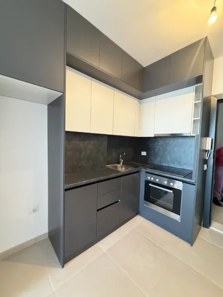 Durres, shitet apartament 2+1+Ballkon Kati 5, 77 m²