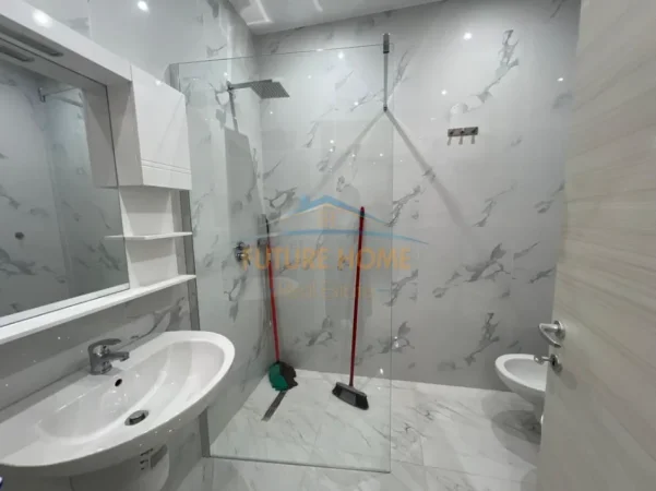 Tirane, jepet me qera apartament 1+1 Kati 6, 70 m² 600 € (RRUGA DRITAN HOXHA)