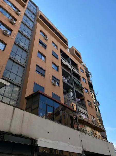 Tirane, shitet apartament 2+1 Kati 4, 121 m² 182.000 € 
