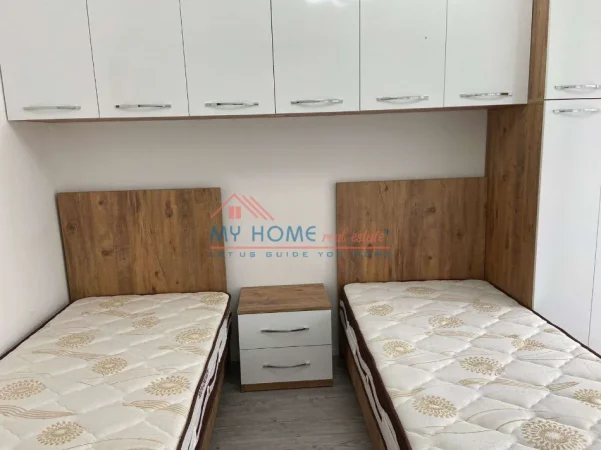 Tirane, shitet apartament 2+1+Ballkon Kati 1, 86 m² 189.500 € (Spitali amerikan 3)