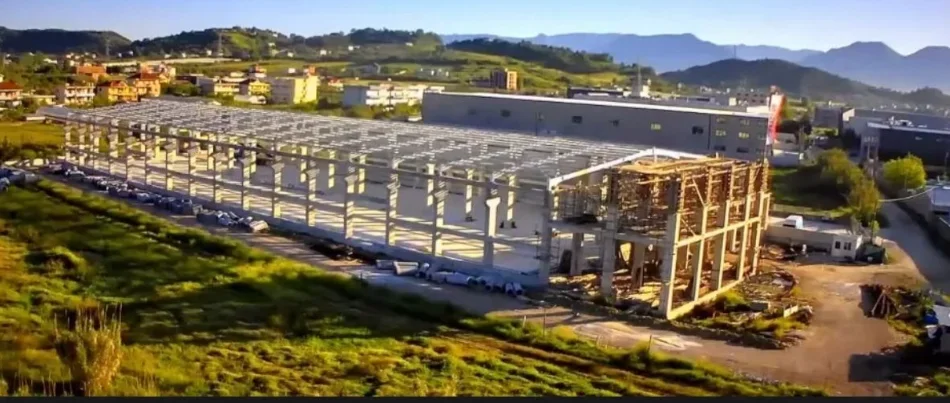 Tirane, jepet me qera Kati 0, 4.400 m² 20.000 € 