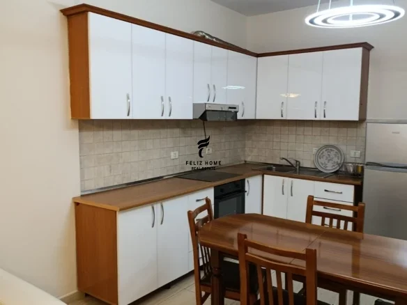 Tirane, jepet me qera apartament 1+1+Ballkon Kati 5, 70 m² 650 € (RRUGA E ELBASANIT)
