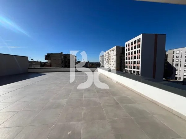 Tirane, jepet me qera apartament 2+1+Aneks+Ballkon Kati 2, 106 m² 600 € 