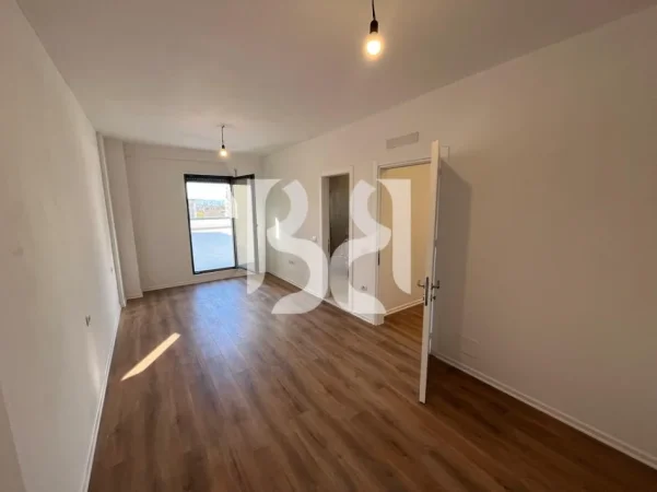 Tirane, jepet me qera apartament 2+1+Aneks+Ballkon Kati 2, 106 m² 600 € 