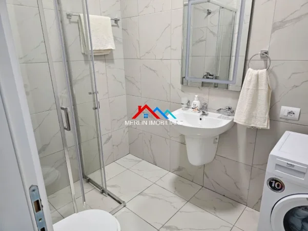 Shqiperi, shitet apartament 2+1+Ballkon Kati 1, 86 m² 190.000 € (RRUGA BEDRI KARAPICI,SPITALI AMERIKAN 3.)