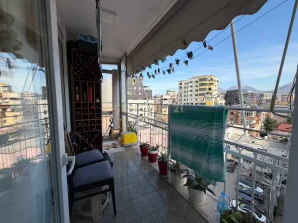 Tirane, shitet apartament Kati 5, 100 m² 260.000 € 