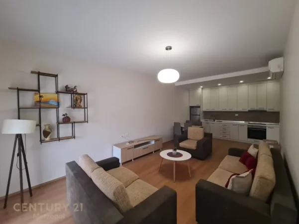 Tirane, jepet me qera apartament 1+1 Kati 5, 82 m² 600 € (don bosko)